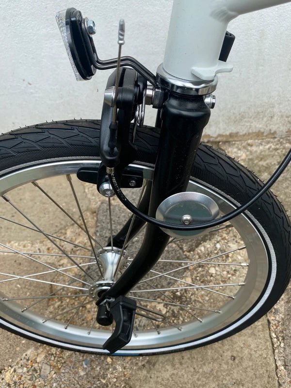 2022 (December) white Brompton A line New without box